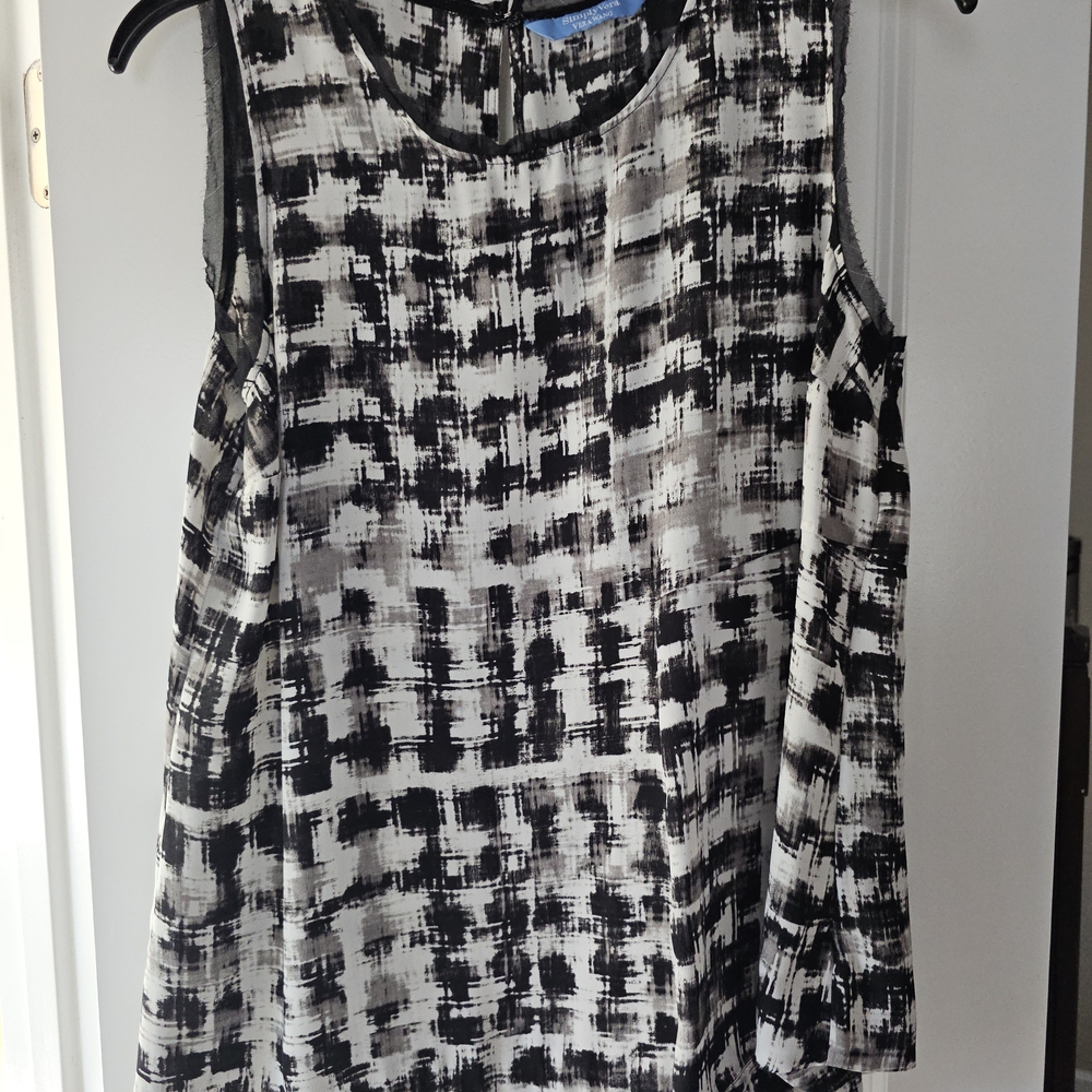 Simply Vera Vera Wang Black and White Patterned Blouse